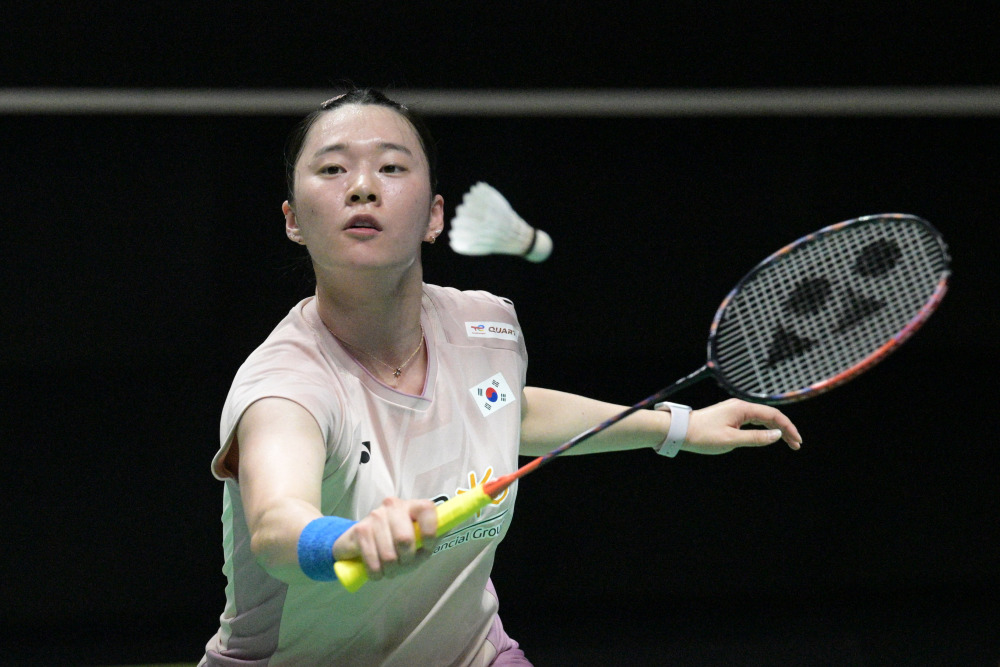 疫情下的足 疫情下的足