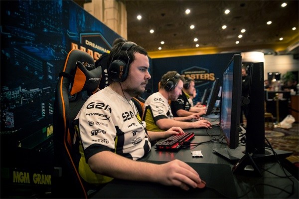 于激活市场 于激活市场