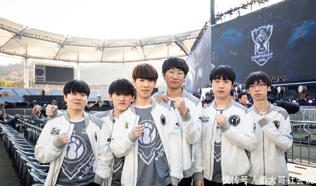 个人表演 个人表演